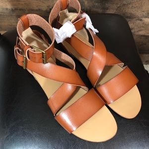 JustFab Brown Flat Sandals Size 9